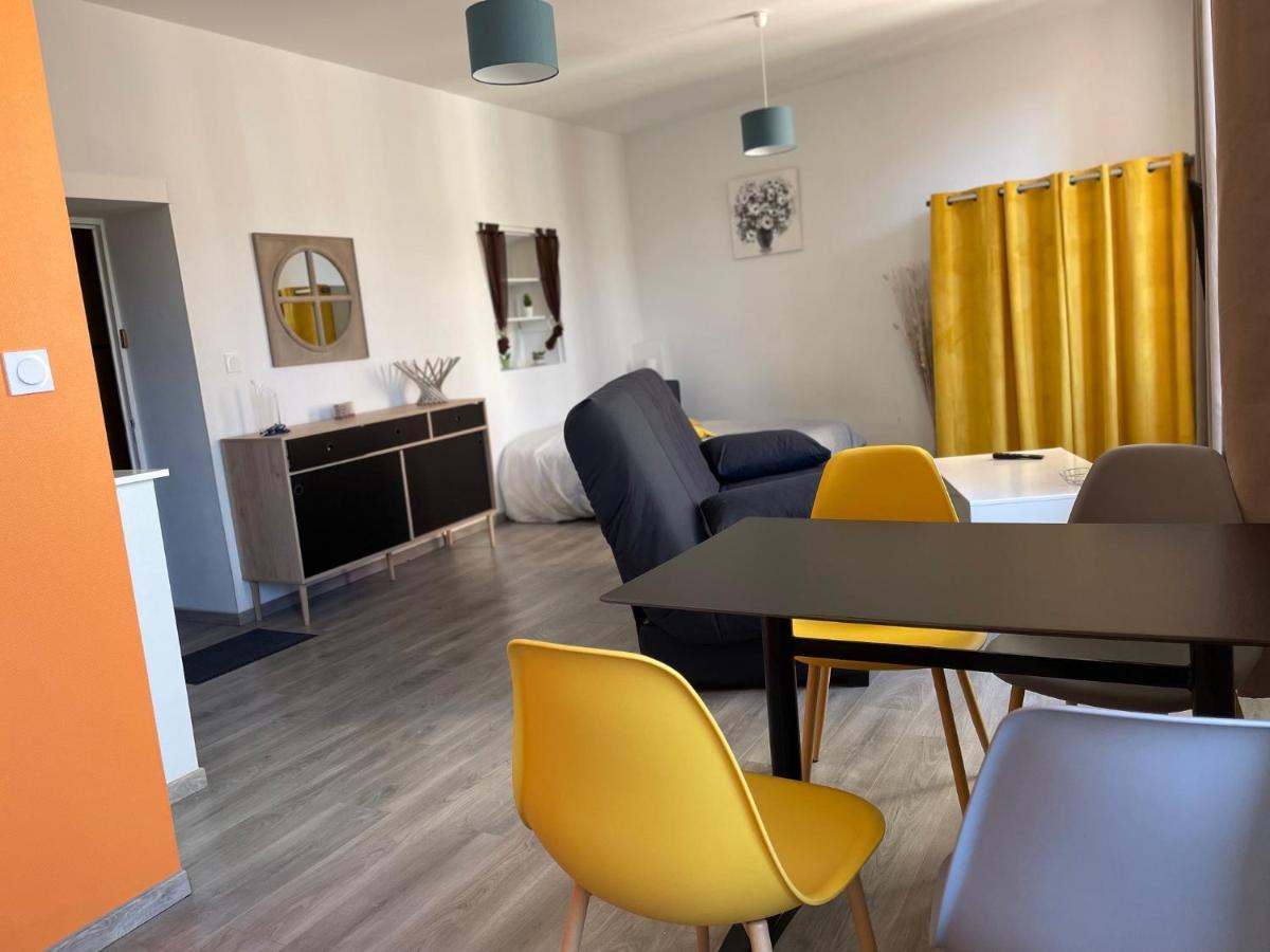 Millau Superbe Studio 35M2 Centre Ville Calme Et Ajoure Eksteriør bilde